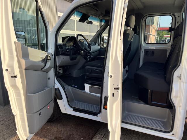 Mercedes-Benz SPRINTER 513 CDI 366 Hiab Laadkraan 018T Trekhaak 2000 kg Airco 6 persoons uitvoering Open laadbak Pick-up Euro 6 Verkeersbord Actiebord Pijlenbord Bakwagen P-up Tachograaf 1e eigenaar ex gemeente