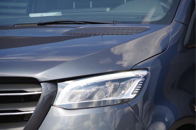 Mercedes-Benz SPRINTER 319 3.0 CDI V6 L3H2 AUT. LED,LEDER, 3.5T TREKHAAK, CRUISE, MBUX, CAMERA, STANDKACHEL, CLIMA, APPLE CARPLAY/ANDROID AUTO, PARKEERSE