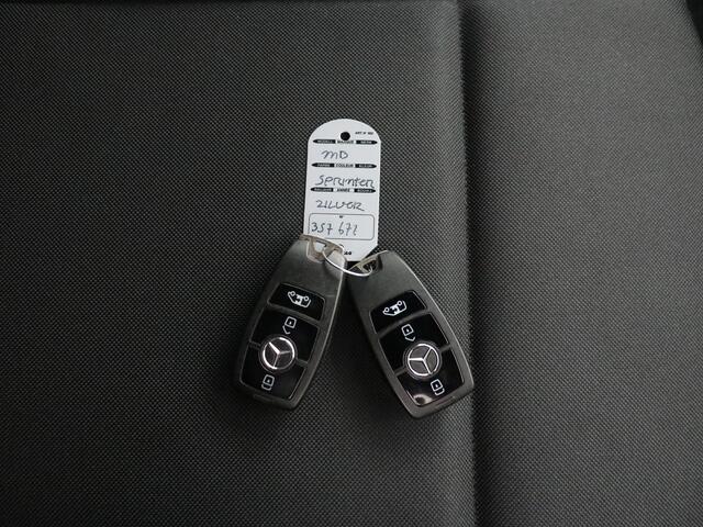 Mercedes-Benz SPRINTER L1H1 | Werkplaatsinrichting | Kastenwand | Navigatie | Camera | Airco | Multimedia