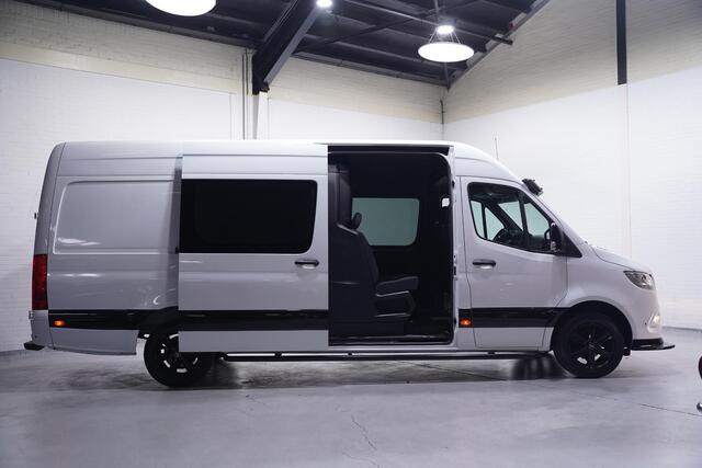 Mercedes-Benz SPRINTER 315 CDI 150 pk L3H2 Black&White Dubbel Cabine Navi, 360 Camera, AMG Grille, 18" LMV, Sidebars, Zonneklep, 6-Zits