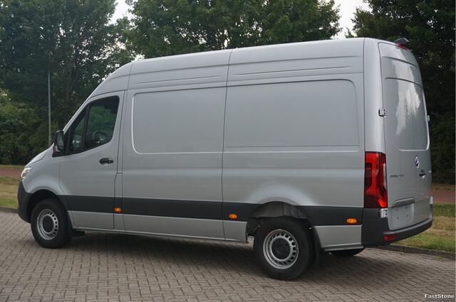 Mercedes-Benz SPRINTER 317CDI Pro L2H2 BPM VRIJ!! 10.25" Mbux Cam, Gev. Stoel, 3.5T Trekgewicht, LED!! NR. A531*