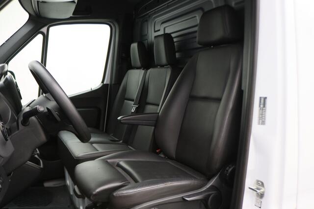 Mercedes-Benz SPRINTER 317 CDI Aut. L2H1 Leer, Standkachel, Camera, 3-Zits, Airco, Cruise, Apple Carplay, DAB