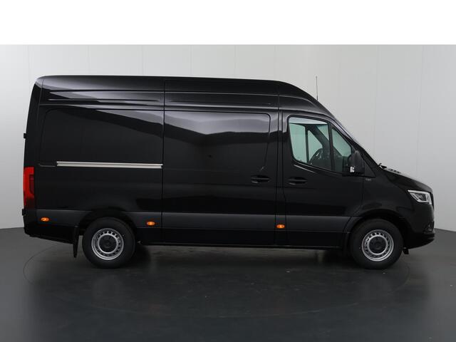 Mercedes-Benz SPRINTER 319 CDI L2 H2 RWD Select | Achteruitrijcamera | Airco | Cruise Control | Apple Carplay | LED Koplampen | Distronic Adaptieve Cruise Control | Navigatie