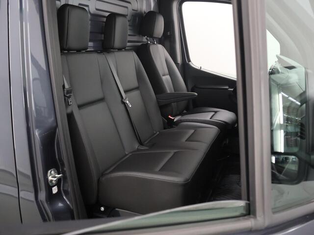 Mercedes-Benz SPRINTER 319 CDI L2 H2 Select | Winterpakket | Trekgewicht 3500 kg | Adaptieve Cruise Distronic | LED koplampen | Achteruitrijcamera | Smartphone integratie pakket |