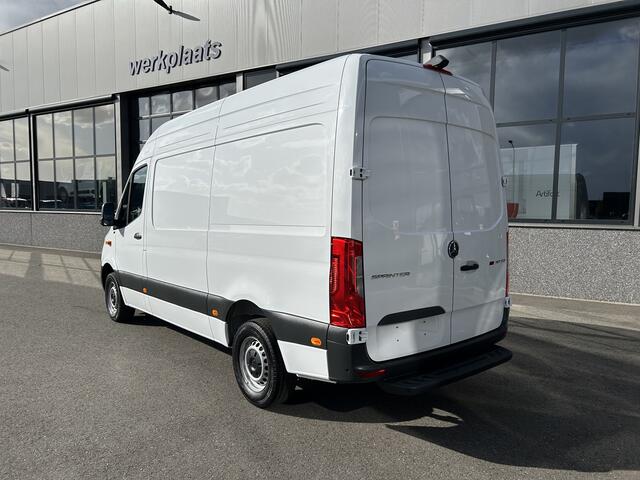 Mercedes-Benz SPRINTER 317 CDI L2 H2 PRO Facelift / LED / MBUX / Navigatie / Camera / Parkeersensoren / Cruise control / Airco / 270 Graden achterdeuren