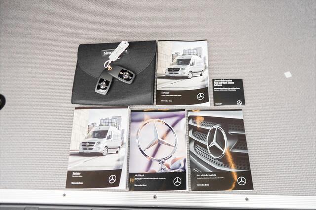 Mercedes-Benz SPRINTER 319 1.9 CDI L2H2 RWD BPM Vrij 2x Auto Schuifdeur Distronic Camera Navi Trekhaak 3.5T