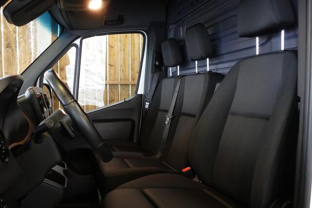 Mercedes-Benz SPRINTER 211 1.9 CDI L2H2 FWD Automaat Airco Cruise Control Navi Trekhaak Imperiaal