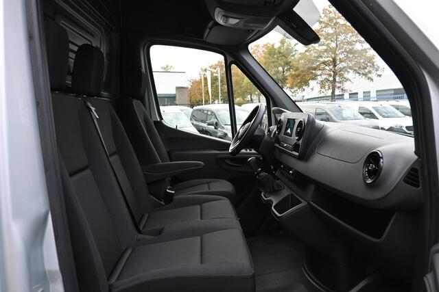 Mercedes-Benz SPRINTER 317 CDI L2H2 RWD MBUX met camera, Led in laadruimte, Opstap