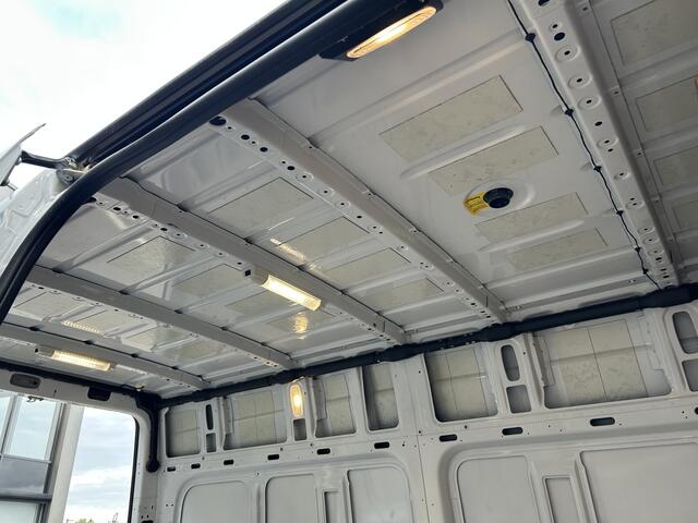 Mercedes-Benz SPRINTER 317 CDI L2 H2 2800KG Trekhaak / MBUX / Camera / Navigatie / Stand kachel / Airco / 270 Graden achterdeuren