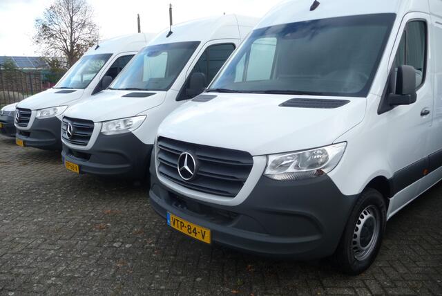 Mercedes-Benz SPRINTER 215 1.9 CDI L2H2 FWD Autm trekhaak, camera