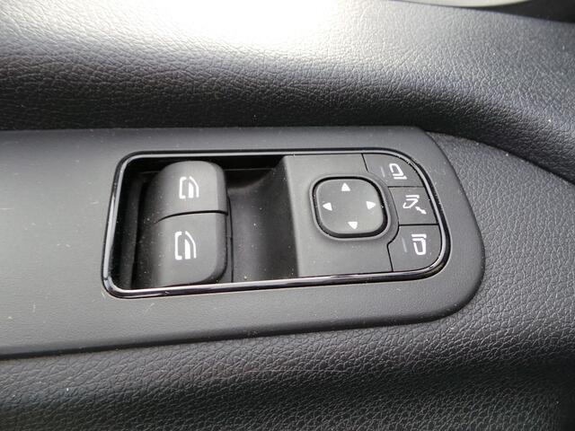 Mercedes-Benz SPRINTER 319 3.0 CDI V6 Aut. L3H2 EURO VI-D Airco,Cruise,Gr-Navi,Camera,Pdc,Stoelverw,Enz