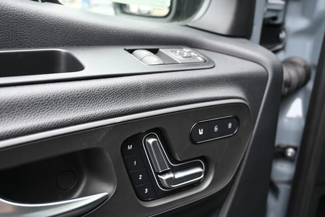 Mercedes-Benz SPRINTER 319 CDI 4x4 L2H2 Pro HD Distronic, Draaistoelen, LED, Electrische schuifdeur