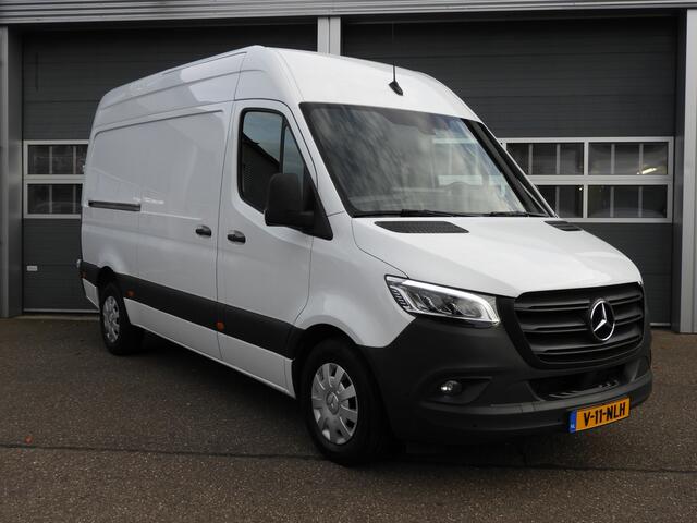 Mercedes-Benz SPRINTER 317 1.9 CDI L2H2 RWD AUT | LED | 10.25" MBUX | 3.5t. TREKHAAK