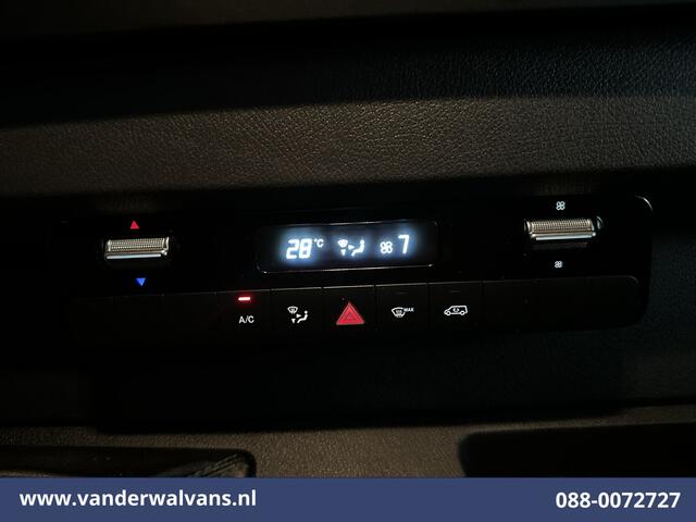 Mercedes-Benz SPRINTER 317 CDI 170pk L3H2 Euro6 Airco | Camera | Apple Carplay | Android Auto Bijrijdersbank