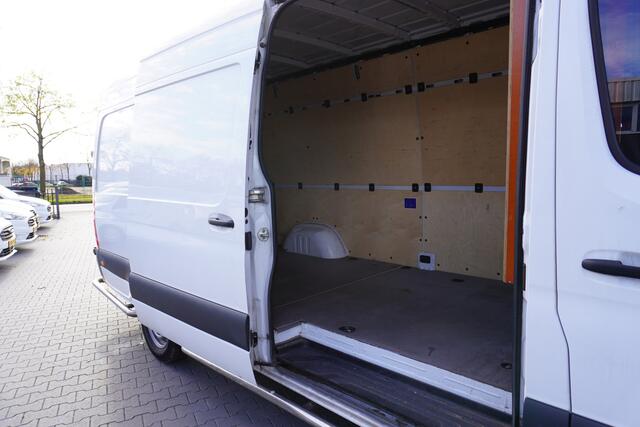 Mercedes-Benz SPRINTER 315 CDI Automaat L3H2 EURO 6 - A/C Climate - Cruise - Camera - ¤21.900,- Excl.