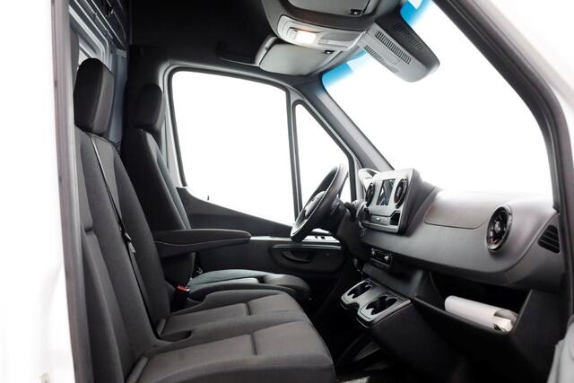 Mercedes-Benz SPRINTER 315 CDI 150pk RWD 9G Automaat L3H2 Maxi Airco/Navi/Camera 03-2023