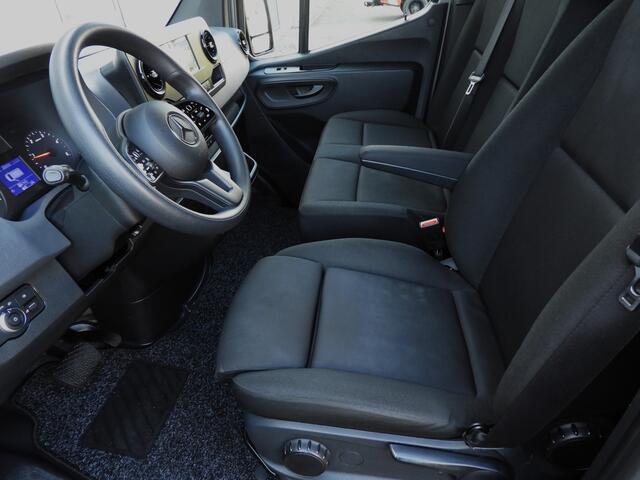 Mercedes-Benz SPRINTER 317 1.9 CDI L3H2 RWD AUT | LED | MBUX | 3.5t TREKHAAK