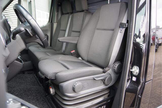 Mercedes-Benz SPRINTER 319 3.0 CDI V6 L2H1 AUT. LED, TREKHAAK, ADAPT. CRUISE, STANDKACHEL, MBUX 10'', CAMERA, NAVI, CLIMA