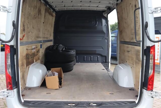 Mercedes-Benz SPRINTER 317CDI L2H1 Leder, Cruise Control, Navigatie, Camera, Bijrijdersbank, Led Koplampen,