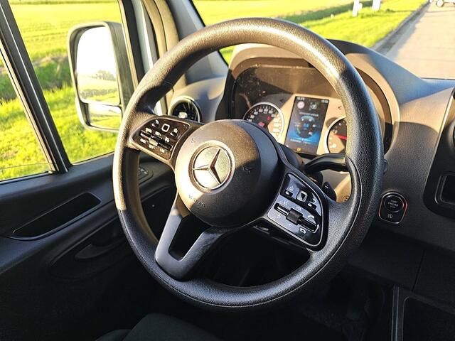 Mercedes-Benz SPRINTER 314 2.2 CDI L2H2 EURO VI-D RWD Mbux + Navi Automaat Trekhaak Camera 143Pk Euro6 1e Eigenaar Oh-Historie!