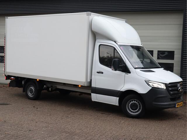 Mercedes-Benz SPRINTER 315 CDI Euro 6 Bakwagen Laadklep - MBUX - LED
