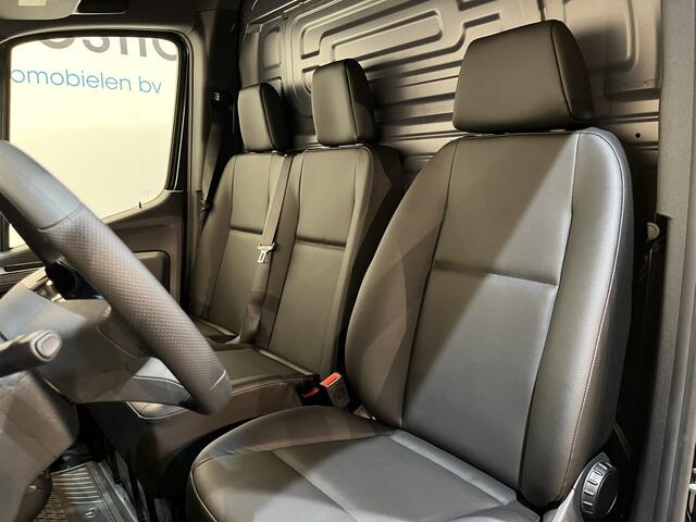 Mercedes-Benz SPRINTER 317 CDI L2 Pro RWD / Euro 6 / Trekhaak 3500 KG / Airco / Cruise Control / Camera / CarPlay / 18 KM !!!