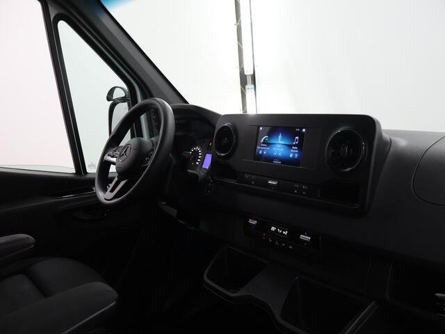 Mercedes-Benz SPRINTER 317 CDI L2 H2 | Aut. | 3500 KG Trekhaak | Inbouw | Parkeercamera | Bluetooth | Airco | Keyless Go | Certified
