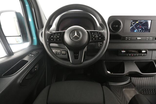 Mercedes-Benz SPRINTER 319 3.0 CDI L2H1 191PK V6 | Aut. | 2800kg Trekgew. | Trekh. | Airco | Camera | Cruise | 3-Zits | Carplay
