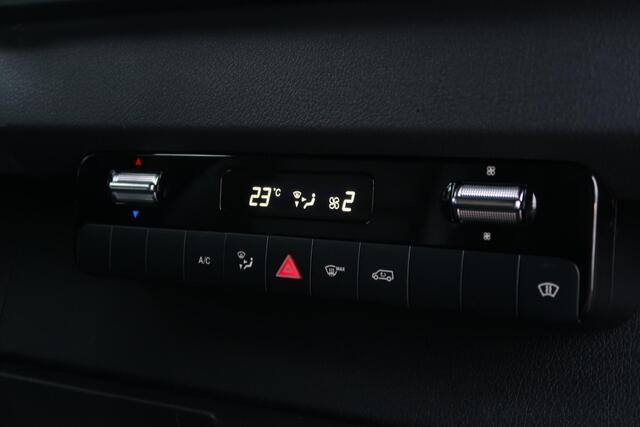 Mercedes-Benz SPRINTER 319 1.9 CDI L2H1 AUT/ CAMERA/ LED/ ACC/ CLIMA/ MBUX/ TREKHAAK