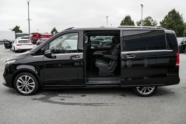 Mercedes-Benz V-KLASSE 250d Lang Avantgarde Grijs Kenteken Panoramadak Leder Trekhaak Burmester 360 Camera 18 Inch