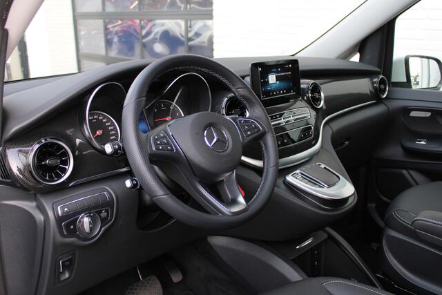 Mercedes-Benz V-KLASSE 250d / BPM VRIJ / Lang / DC / Panorama / 2x Schuifdeur / MBUX (apple carplay) / Camera / NIEUWSTAAT