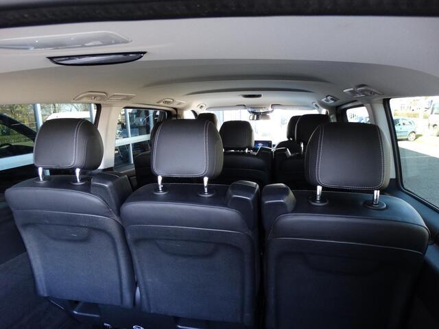 Mercedes-Benz V-KLASSE 300d Extra Lang Avantgarde Edition | prijs excl. BTW / excl. BPM ( ¤ 19.211,- ) | 8-persoons | Elektrische zijschuifdeuren