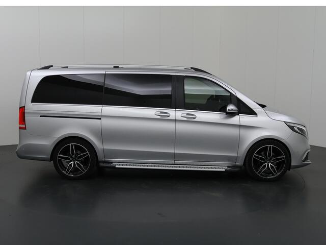 Mercedes-Benz V-KLASSE 300d | Lang L2 | Dubbele Cabine | Avantgarde | Navigatie | Parkeercamera | Cruise Control | Climate Control | Lederen bekleding | Schuifdeuren Elektrisch | Certified