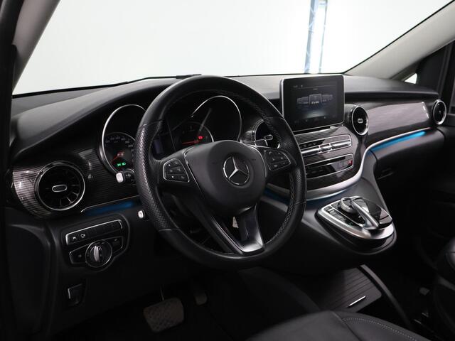 Mercedes-Benz V-KLASSE 300d | Lang L2 | Dubbele Cabine | Avantgarde | Navigatie | Parkeercamera | Cruise Control | Climate Control | Lederen bekleding | Schuifdeuren Elektrisch | Certified