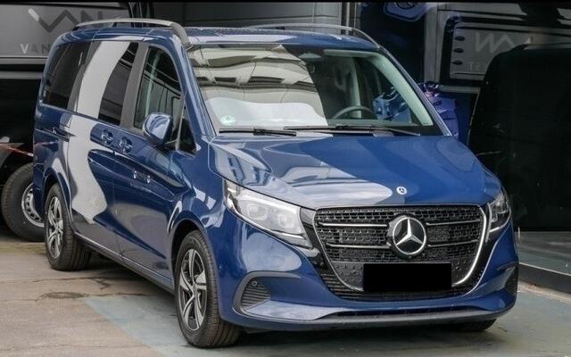 Mercedes-Benz V-KLASSE 220d L2 Nieuw Model Widescreen Cockpit Distronic Trekhaak LED Camera