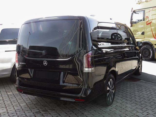 Mercedes-Benz V-KLASSE 300d L3 Avantgarde Nieuw Model Distronic WideScreen LED Leder EL. Schuifdeuren 360 Camera