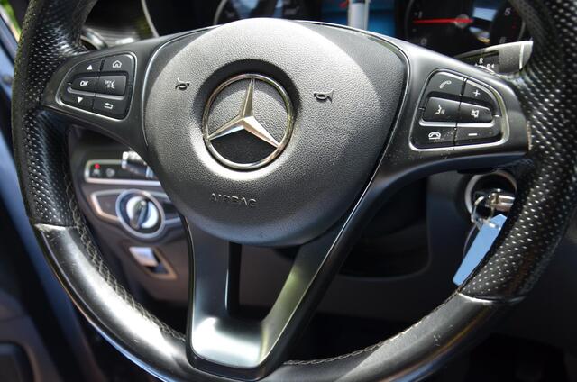 Mercedes-Benz V-KLASSE 300d Extra Lang DC Avantgarde Edition Automaat/Navi/Led/Leder/Camera/Afnb-Trekhaak/Cr-Controle/Privacy-Glass/17-Inch Lmv