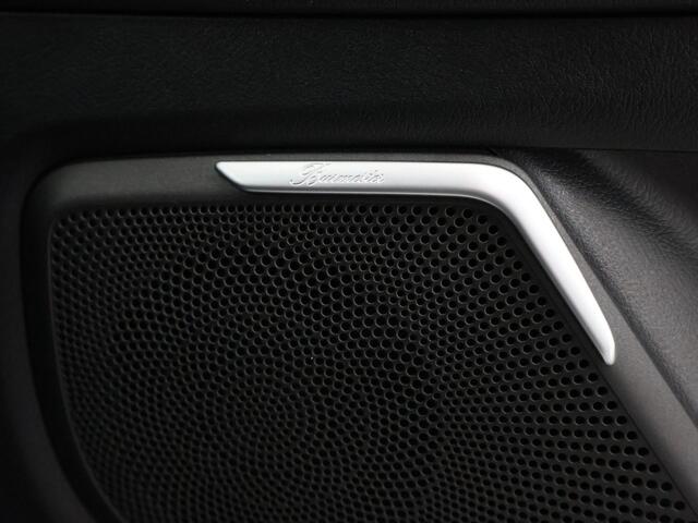 Mercedes-Benz V-KLASSE 300d 4-MATIC 239 PK AMG SPORT D.C. XL + BURMESTER | LUCHTVERING | STOELVENT.| STANDKACHEL | DISTRONIC+ | 2 ELEKTR. SCHUIFDEUREN