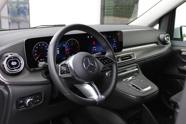 Mercedes-Benz V-KLASSE 250d / DC / AMG / 4-Matic / New Model / 2x Elec Schuifd / Camera / Vol Opties / NIEUWSTAAT
