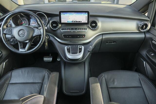 Mercedes-Benz V-KLASSE V300d AMG 240pk Extra Lang XL Burmester Elektrische schuifdeuren Trekhaak Night pakket Black Edition