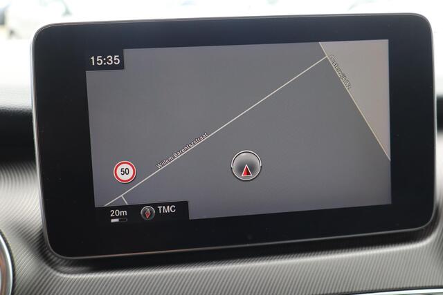 Mercedes-Benz V-KLASSE 250d Lang Avantgarde Edition Lederen interieur, Navigatie, Cruise control,