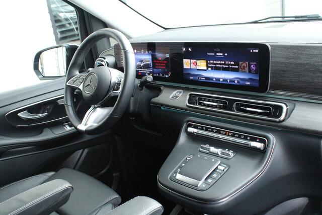 Mercedes-Benz V-KLASSE 300d / XXL / 4-Matic / DC / Black Edition / 2x Elec Schuifdeur / 360 Camera / Vol Opties / NIEUWSTAAT