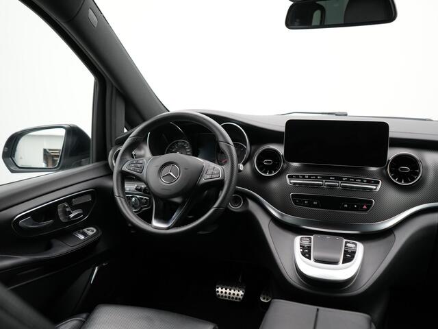 Mercedes-Benz V-KLASSE 300d Extra Lang Avantgarde Edition | Navigatie | Voorstoelen Verwarmd | Parkeersensoren Voor én Achter | Achteruitrijcamera | Burmester Audiosysteem | Cruise Control | DAB | Dodehoekdetectie | Lane Assist | electr.Schuifdeuren