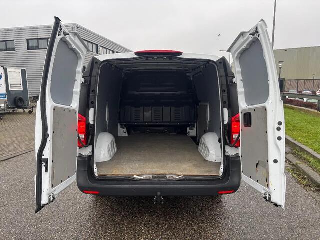 Mercedes-Benz VITO 116CDI L2H1 Airco Navi Cruisecontrol Trekhaak