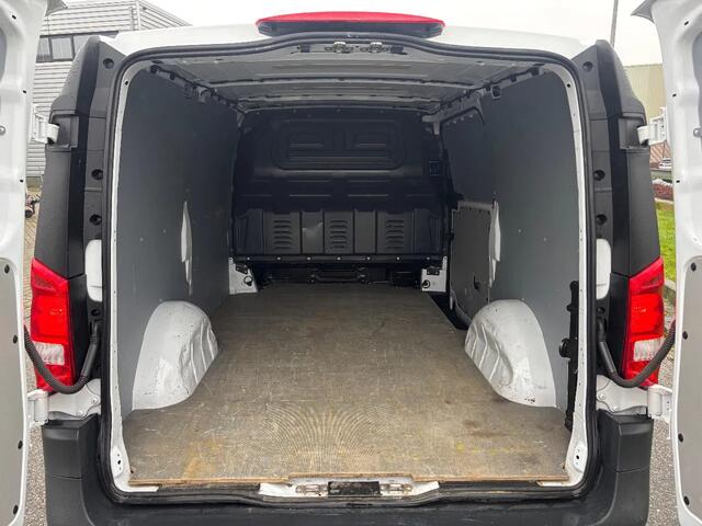 Mercedes-Benz VITO 116CDI L2H1 Airco Navi Cruisecontrol Trekhaak