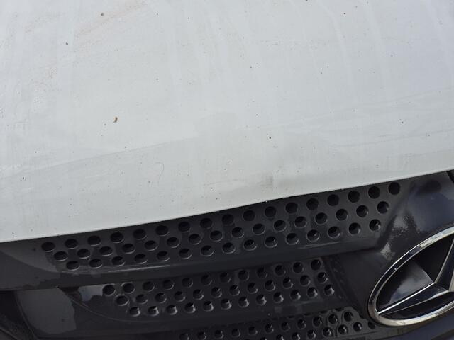 Mercedes-Benz VITO 110 CDI Lang navi trekhaak imperiaal voorbumper, airbags stuk normaal rijdbaar