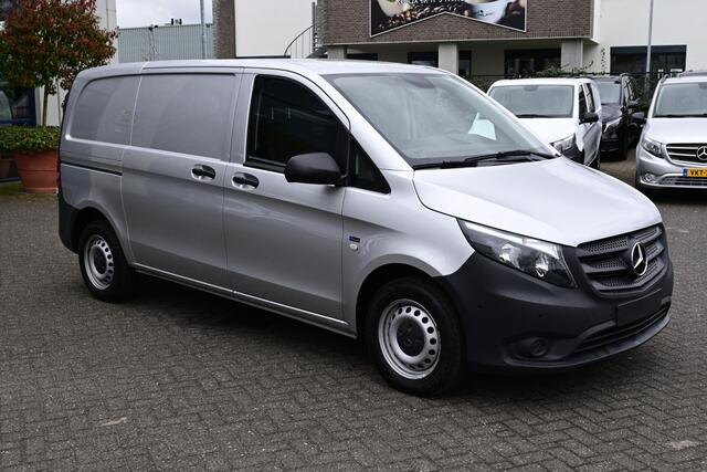 Mercedes-Benz VITO 116 CDI L1 Navigatie met camera, Trekhaak, Achterdeuren