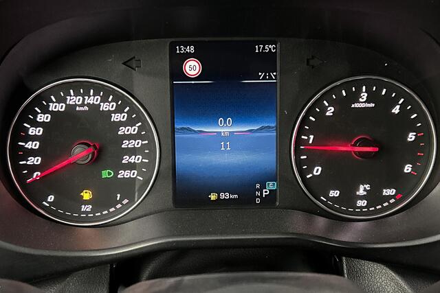 Mercedes-Benz VITO 114 CDI L2 Automaat | Lederen bekleding | LED | Parkeersensoren | Camera | Apple carplay