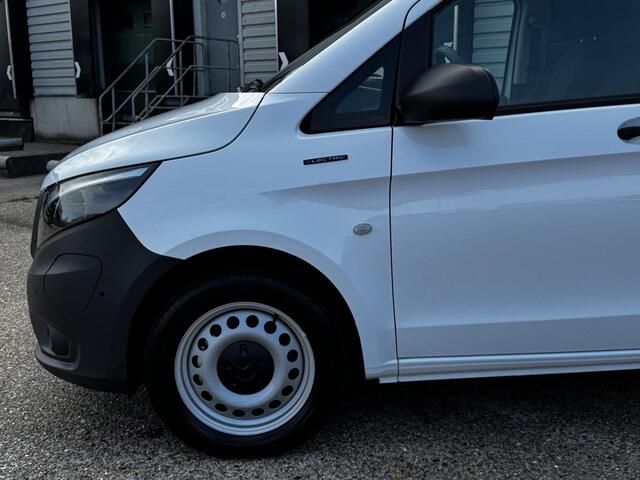 Mercedes-Benz VITO eVito Lang 66 kWh Mercedes-Benz eVito eVito 112 L2 60 kWh