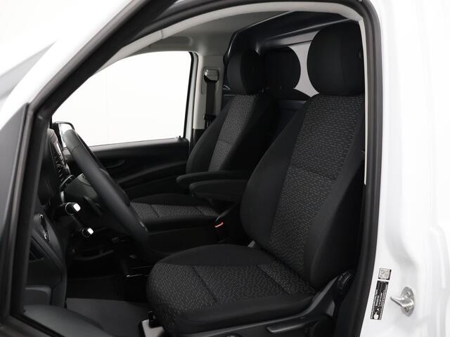Mercedes-Benz VITO eVito L2 Lang 66 kWh | Achteruitrijcamera | Stoelverwarming | Navigatie | Climate Control | Cruise Control | LED Koplampen |
